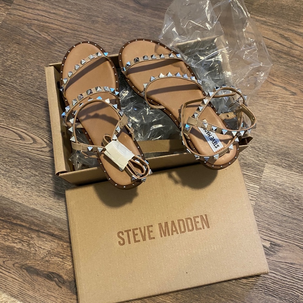 Steve Madden Travel sandal